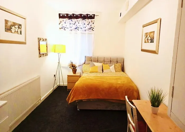 Hotell Double Close To And Centre *